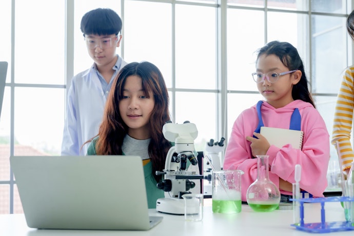 Para Uso Educacional, Invista em Microscópios Digitais