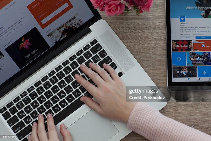 Para Desenvolvedores e Editores Exigentes: MacBook Pro com Chip M4 Pro ou Max