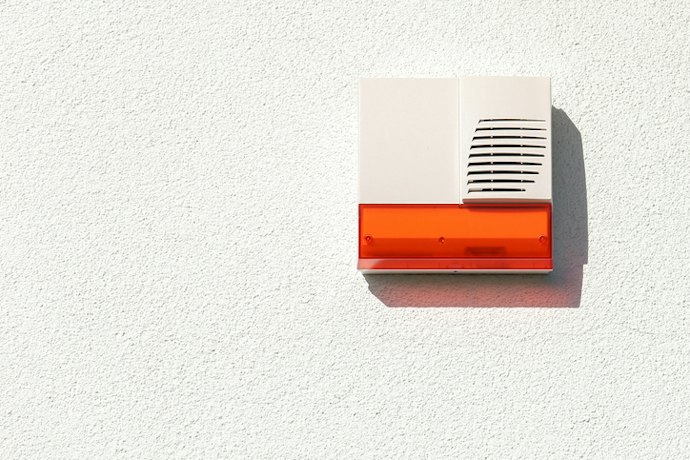 Evite Furtos com Sensores de Presença com Alarmes Integrados