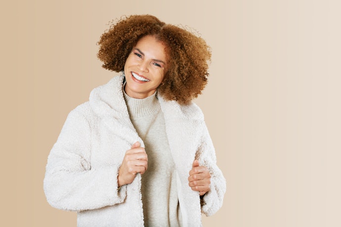 Para Outono ou Inverno Leve, Acima de 10 °C, Prefira um Casaco de Frio Feminino em Teddy