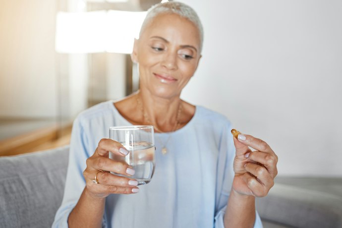 Para Adultos: Ferro em Cápsula Puro ou Combinado com Vitaminas do Complexo B