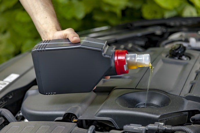 Para Usar em um Tanque de 60 L Cheio, Invista em um Aditivo para Gasolina de 200 ml