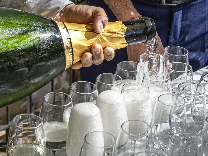 Para Festas com Muitas Pessoas, Prefira um Espumante na Garrafa de 1500 ml