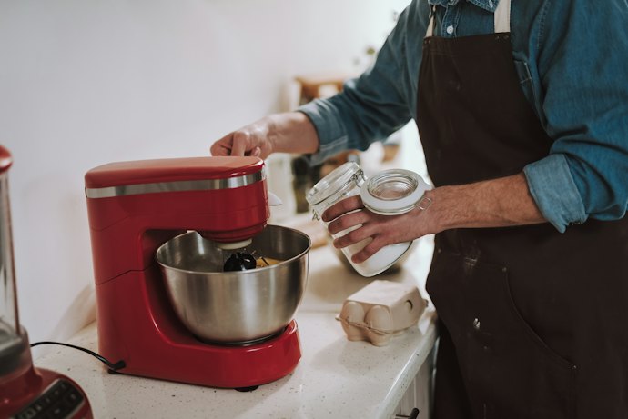 Para Fazer Receitas do Dia a Dia, Escolha Batedeira com 8 Velocidades