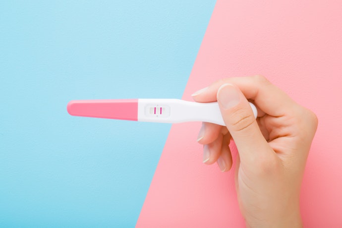 Para 4 dias ou mais de atraso menstrual: Escolha um Teste com Sensibilidade de 25mU/ml