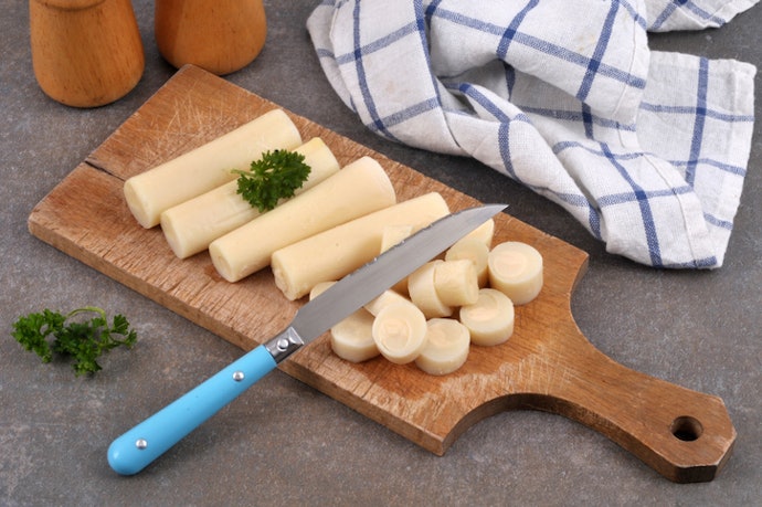 Para Servir como Aperitivo ou Comer Puro, Considere o Palmito Inteiro ou em Rodelas