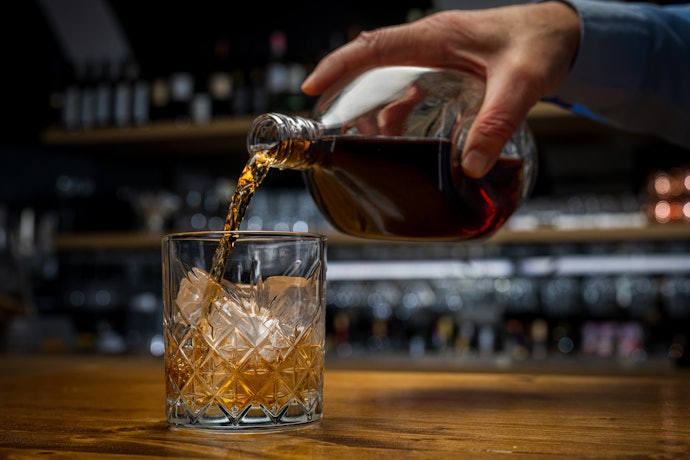 Para Mais Notas de Especiarias e Frutas, Considere o Whisky Single Malt Americano