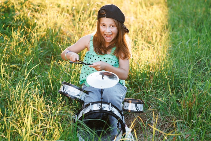 Para Estimular a Coordenação e uma Dinâmica Real: Prefira uma Bateria Infantil Acústica