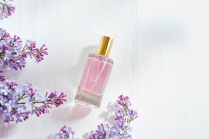 Para um Aroma Fresco e Calmante, Prefira um Perfume da Avon de Lavanda, como o Petit Lavande