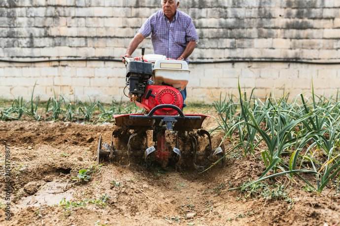 Para Áreas Maiores e Trabalho Intenso, Prefira Microtratores ou Motocultivadores de Maior Porte