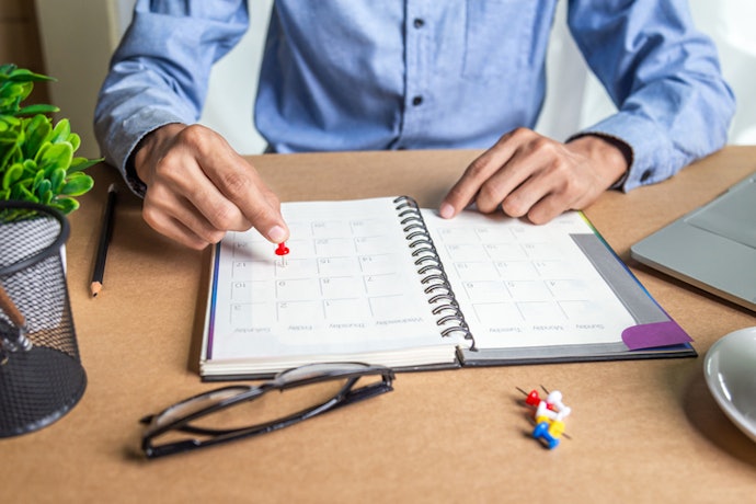 Busca um Presente para Professores de Final de Ano? Agenda ou Calendário de Mesa São Boas Opções