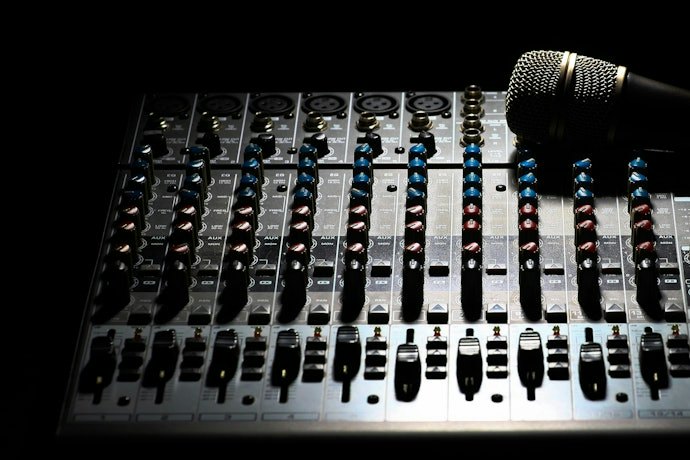 Quer Conectar Microfones Profissionais? Prefira Entradas XLR