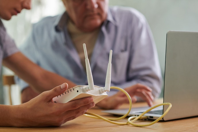 Para Tarefas do Dia a Dia e Redes Sociais, Opte por Um Roteador Barato 2.4 GHz