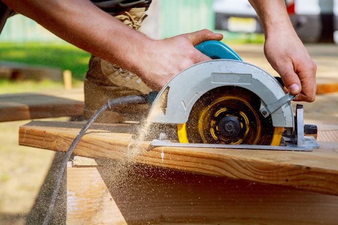 Quer uma Serra Mármore Barata para Uso Básico? Opte por Modelos de Até 1200 W