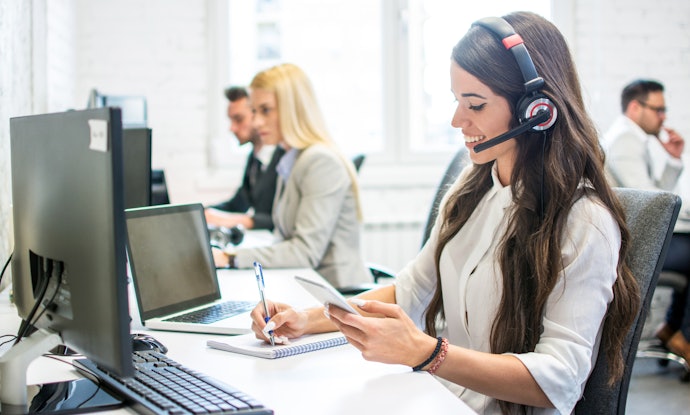 Se Você Valoriza a Estabilidade: Escolha um Headset com Conexão USB