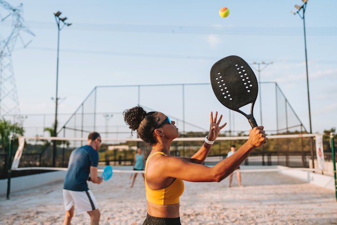 Para Jogadores Intermediários, Opte por Raquete de Beach Tennis com Núcleo de EVA Médio