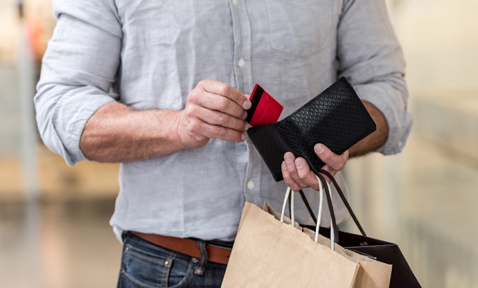 Para Ter uma Carteira Masculina Leve, Prefira Modelos em Tecidos como Nylon