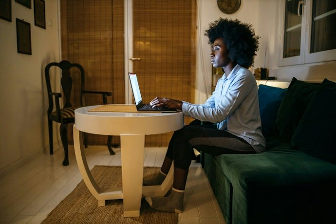 Para e Navegar na Internet sem Travamentos: Intel Core i3, i5 ou Ryzen 3 e 5