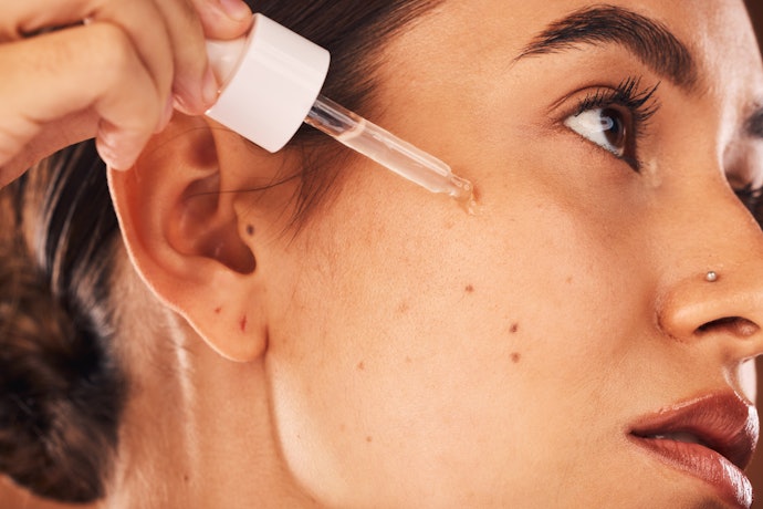 Para Combater a Oleosidade e Tratar a Acne, Prefira Produtos com Ácido Salicílico