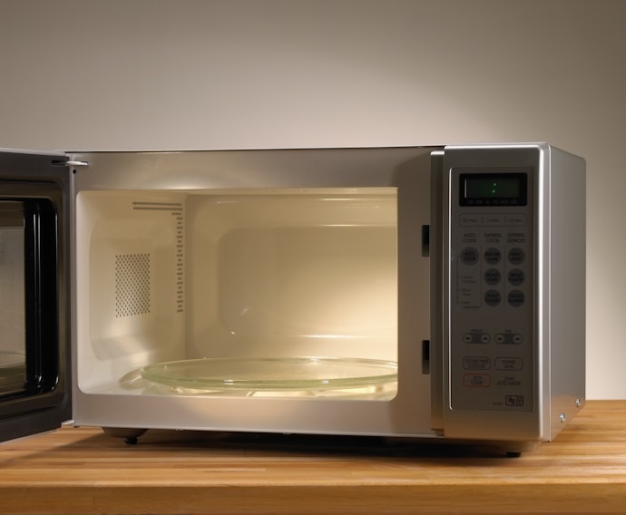 Se Quer Evitar Ferrugem e Descascamento, Opte por um Micro-ondas de 20 L de Inox