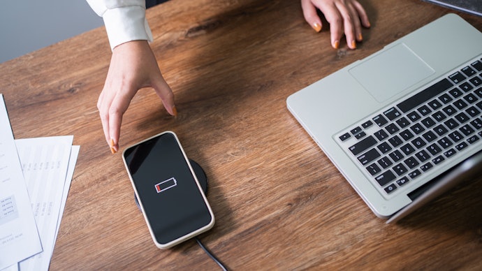 Se o Foco É Segurança, Escolha um Carregador por Indução para iPhone com Certificação Qi