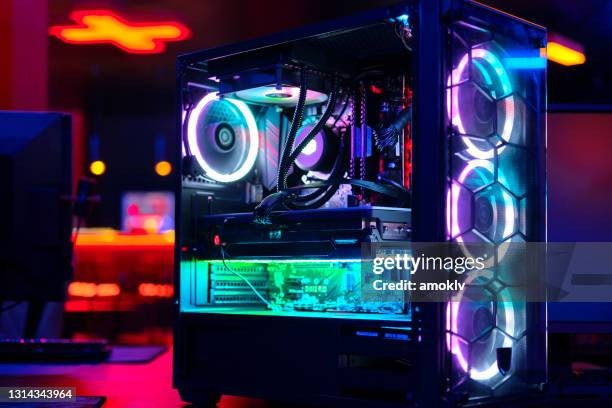 Para Setups Gamer Avançados: Placa-Mãe com Chipset Moderno e Formato ATX/EATX