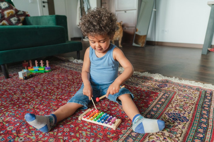 Se Busca um Presente Criativo para Menino de 3 Anos, Livros Interativos e Instrumentos Musicais