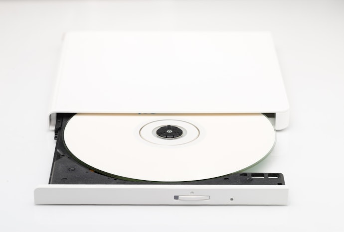 Gravador de DVD Externo: Compacto, Leve e Versátil