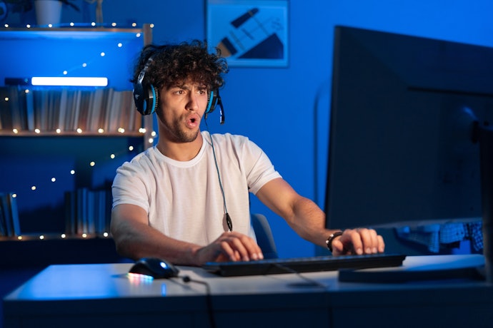 Precisa de um Headset Gamer Compatível com Vários Dispositivos? Opte por um Modelo Multimodo