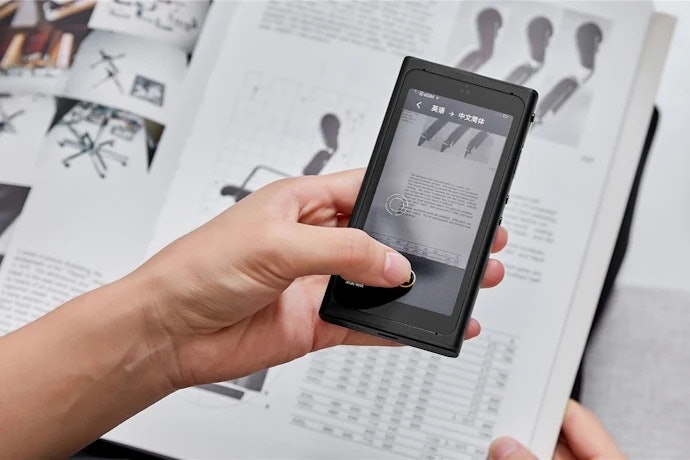 Para Idiomas com Alfabetos Difíceis de Digitar, Opte por Tradutores Instantâneos com Câmera