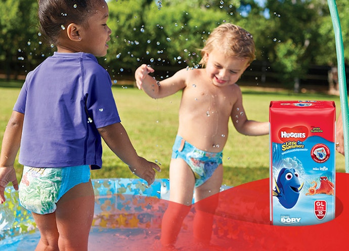 Huggies Little Swimmers: À Prova d’Água para o Bebê Brincar na Água com Segurança