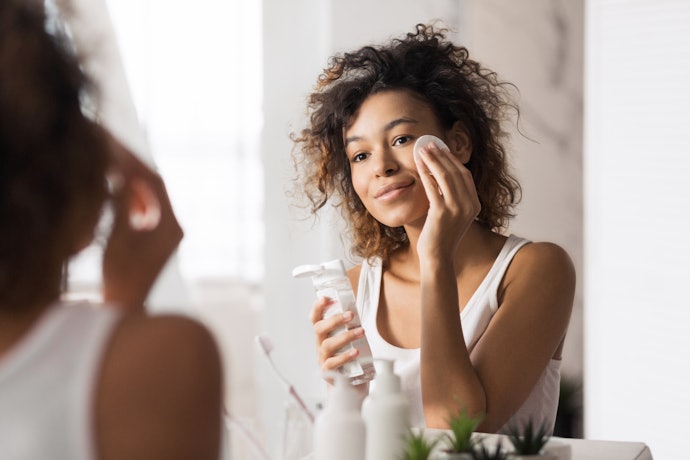 Para Retirar Sujeiras do Dia a Dia e Maquiagem Leve: Aposte na Água Micelar