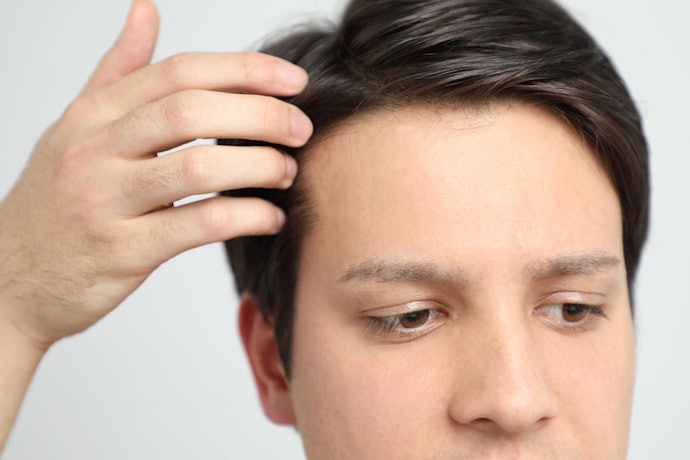 Para Aparência Mais Natural, Prefira uma Peruca de Cabelo Humano