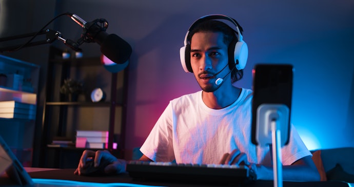 Se Você Prioriza Liberdade e Mobilidade, Prefira Headset Gamer sem Fio com 4h de Uso Contínuo