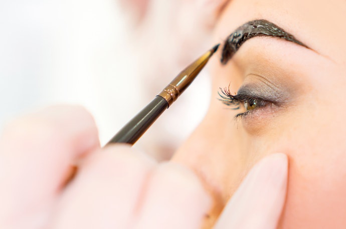 Para Atender Várias Clientes, Invista em Hennas com pelo Menos 3 Tons