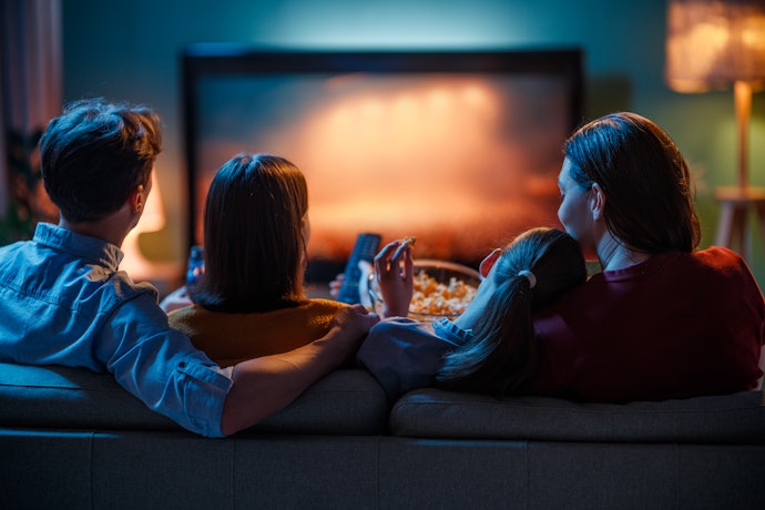 Para Ter Mais Imersão Sonora nos Filmes e Séries, Busque uma TV 65" com Tecnologia Dolby Atmos