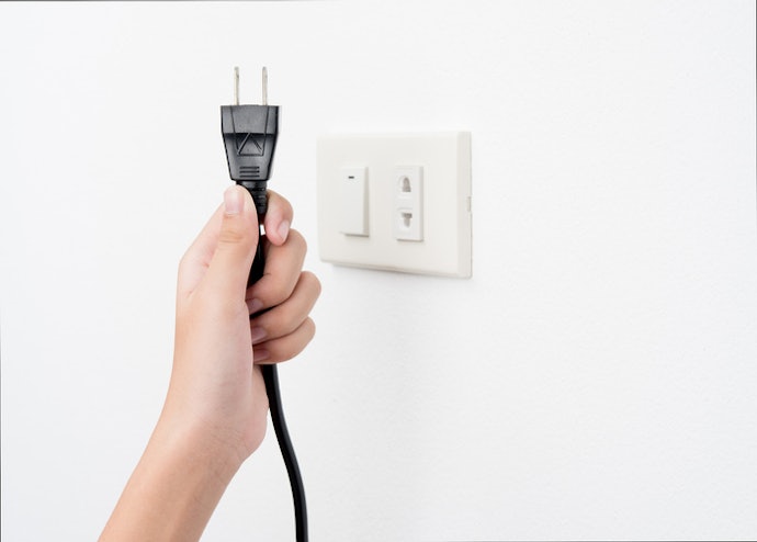 Se Você Pretende Usar em Diferentes Lugares, Busque uma Passadeira a Vapor Portátil Bivolt