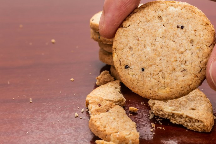 A Maioria dos Biscoitos Integrais é Livre de Lactose, Mas Intolerantes Devem Conferir o Rótulo