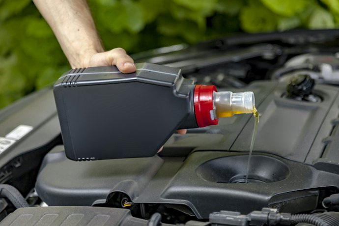 Para Usar em um Tanque de 60 L Cheio, Escolha um Aditivo para Gasolina de 200 ml