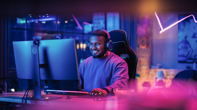 Precisa de um Painel com Alto Contraste para Ambientes Escuros? Opte por um Monitor 4K VA