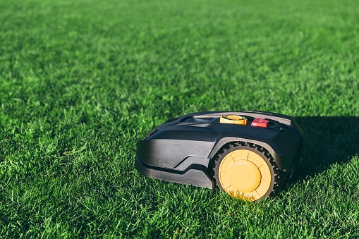 Se Procura Economia de Tempo, o Cortador de Grama Automático é uma Ótima Escolha