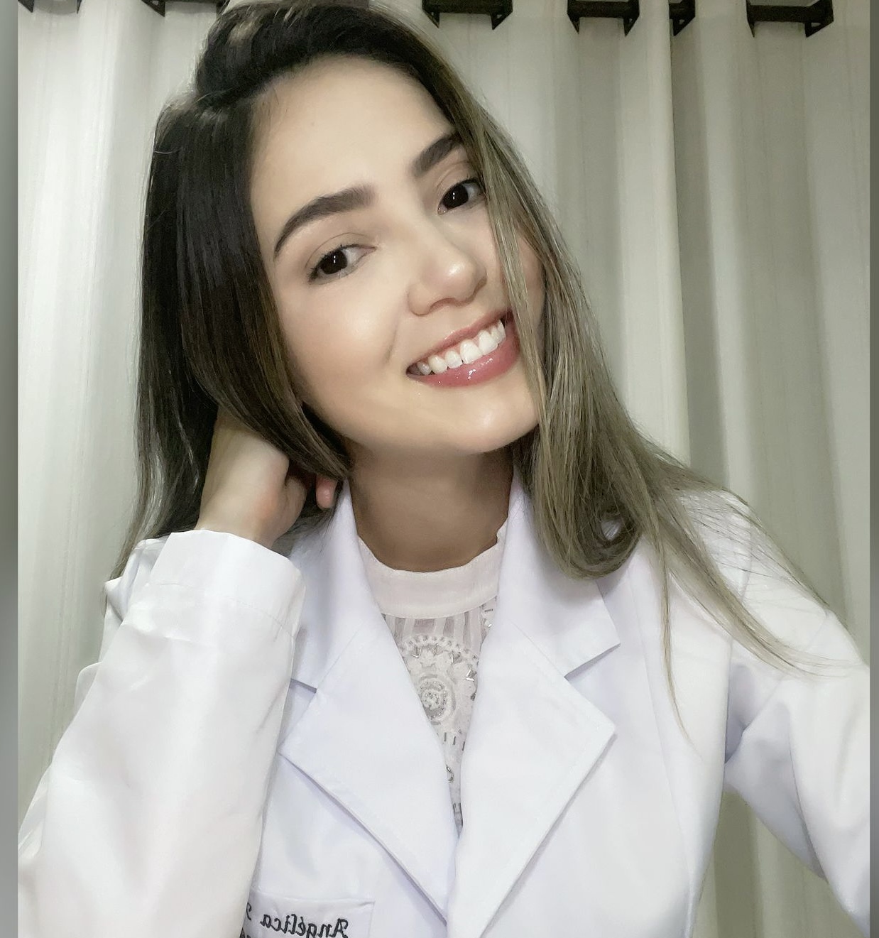 Angélica Oliveira